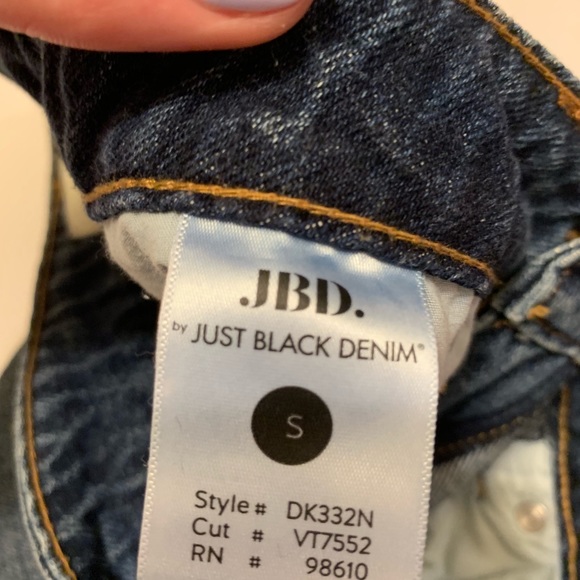 JBD Distressed Denim Skirt - Picture 5 of 7